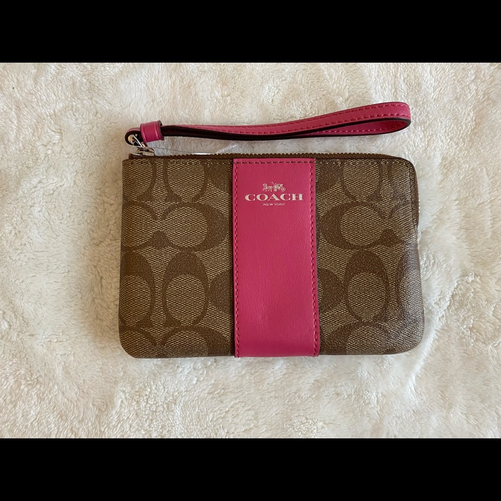 *NEW* Coach Wristlet